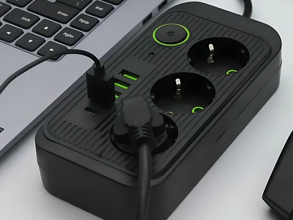 Steckdosenleiste 3x 250V 2m Kabel 4x USB + 1x USB-C mit Schalter ⚡